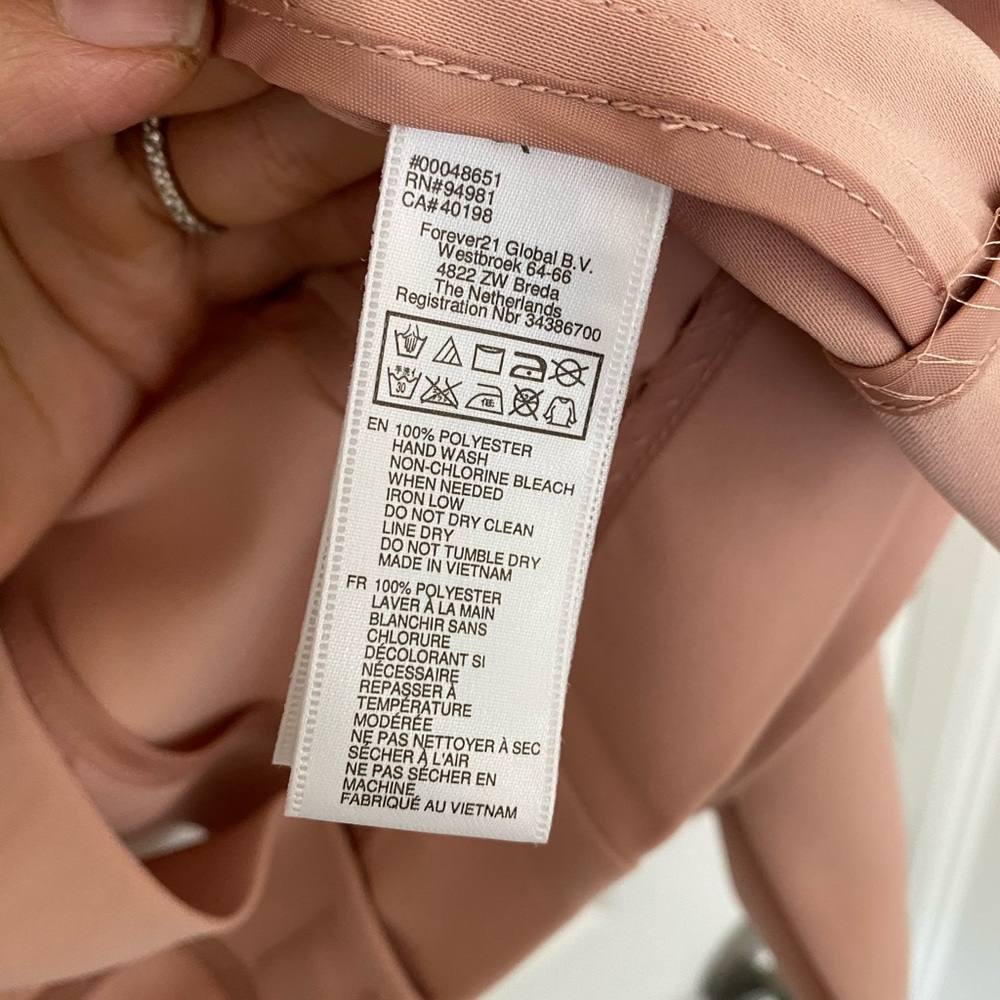 Forever21 Oversized Pink Blazer - Picture 4 of 8